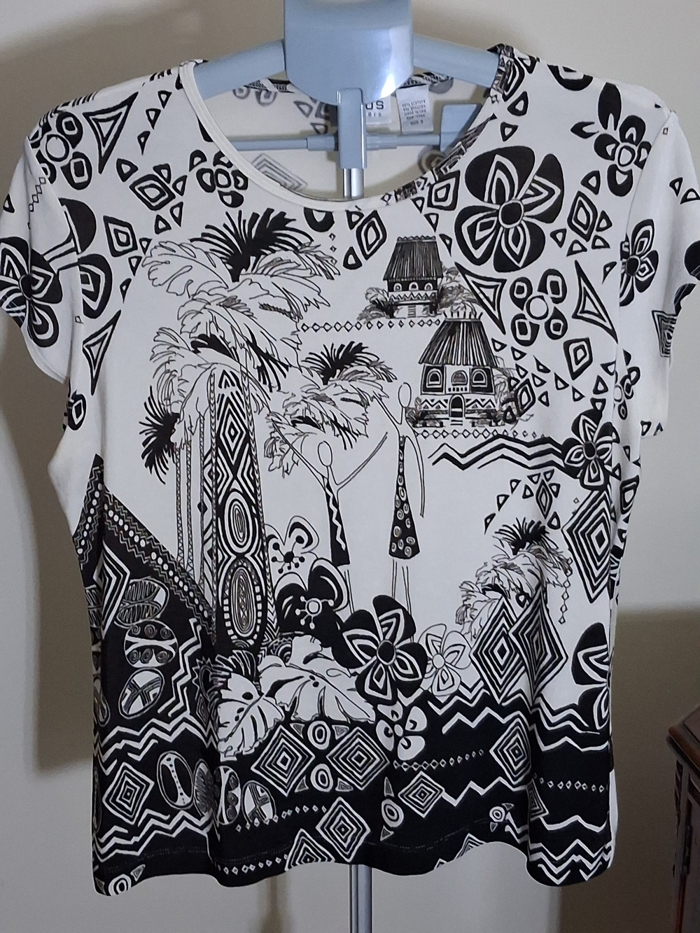 Black & White Short-Sleeve Graphic Tee by Chico's